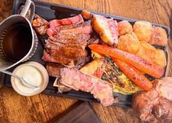 The place to Devour Aweome Sunday Roasts in London