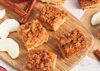 Caramel Apple Disintegrate Bars – Meals A laugh & Far off Puts