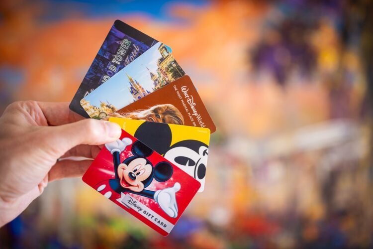 Purchase $100 Disney or Commute Present Card, Get Loose $10 GC