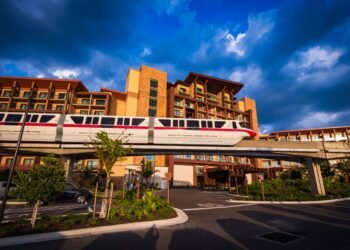 Disney Holiday Membership Raises Costs & Drops New Offers, Save As much as $22,459 with Stackable Bonuses.