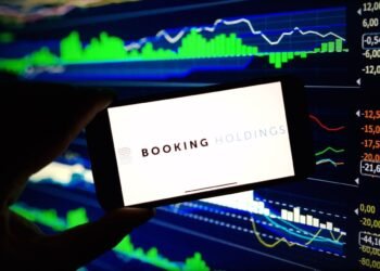 Investor demanding situations Reserving Holdings’ stability sheet, buyback technique