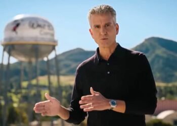 CEO Josh D’Amaro on Disney Parks Top Costs vs. Visitor Pride, DAS Adjustments, Lightning Lane Regulations