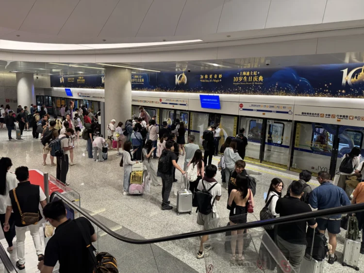 China goals custom designed trip reviews as visa-free coverage drives tourism increase