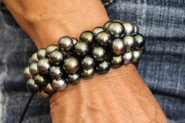 Bora Bora’s Black Pearls – The Shuttle Chunk