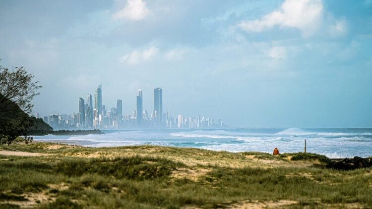 Why Vacationers Are Switching to a Pay as you go eSIM for Australia