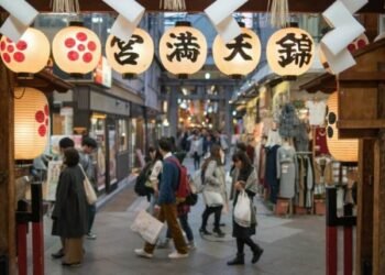 International Vacationers Head to Japan in Smaller Numbers