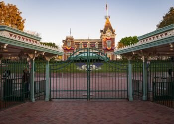 Disneyland Nonetheless Open as Chemical Tank at Chance of Exploding Forces Evacuation Orders 5 Miles Away.