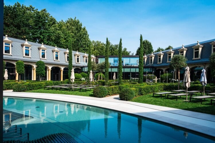 The place to Sluggish Down in Milan’s Thermal Baths