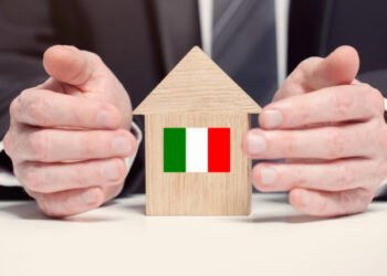 Consumers Search Distinctive Belongings in Italy