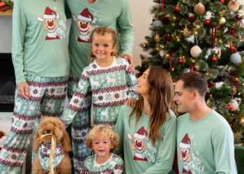 The Night time Sooner than the Commute: Getting Christmas Circle of relatives Pajamas Able for Everybody