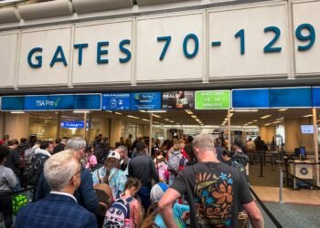 Unfastened Gateside through TSA Brings Again Pre-9/11 Regulations to Let Non-Flyers Pass Previous Safety for Hellos & Goodbyes