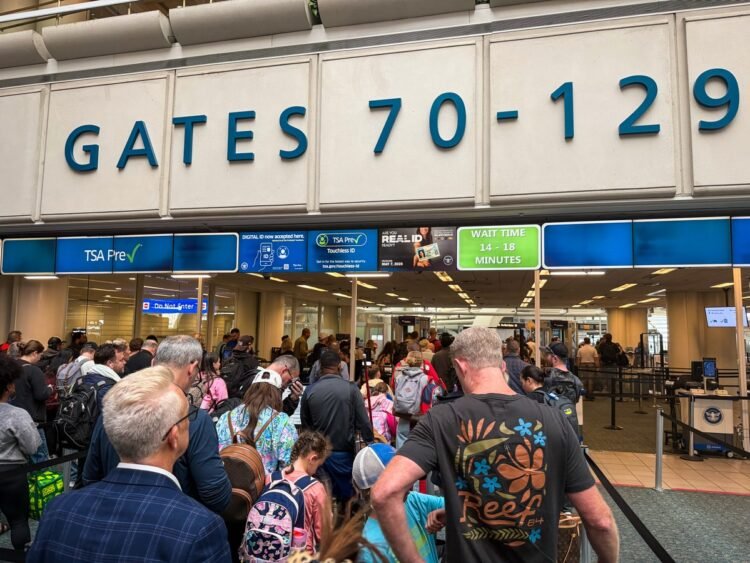 Unfastened Gateside through TSA Brings Again Pre-9/11 Regulations to Let Non-Flyers Pass Previous Safety for Hellos & Goodbyes